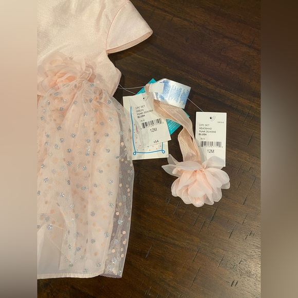 Baby dress - Picture 2 of 2